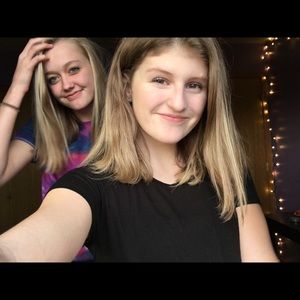 Meet your Posher, Anna